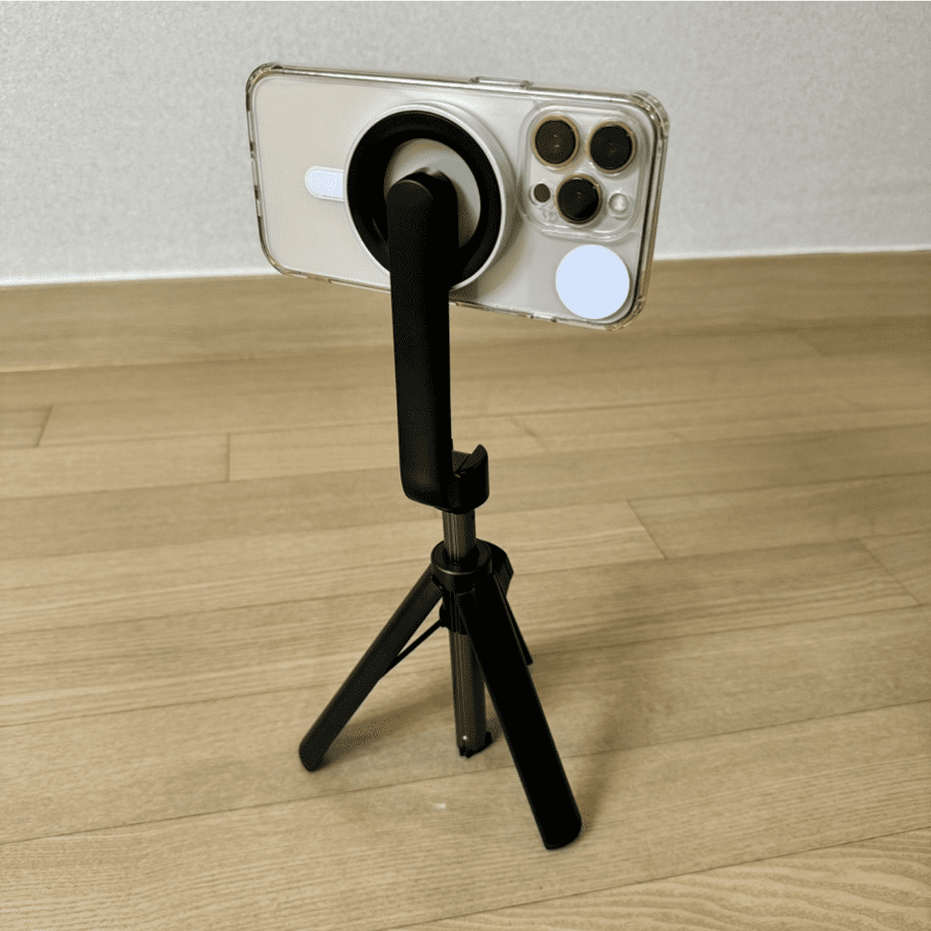 Magsafe camera holder